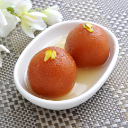 Gulab Jamun (2 PCS)